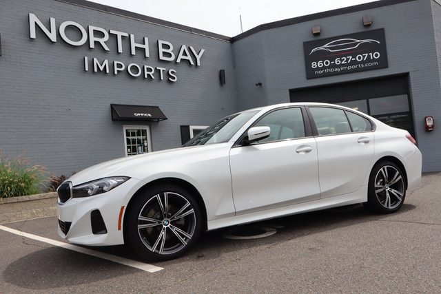 2023 BMW 3 Series 330i xDrive AWD photo