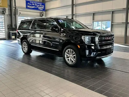 2023 GMC Yukon XL SLT 4WD photo