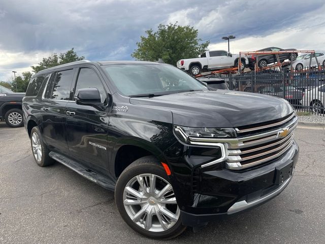 2023 Chevrolet Suburban High Country 4WD photo