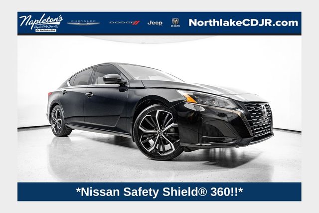 2023 Nissan Altima 2.5 SR FWD photo
