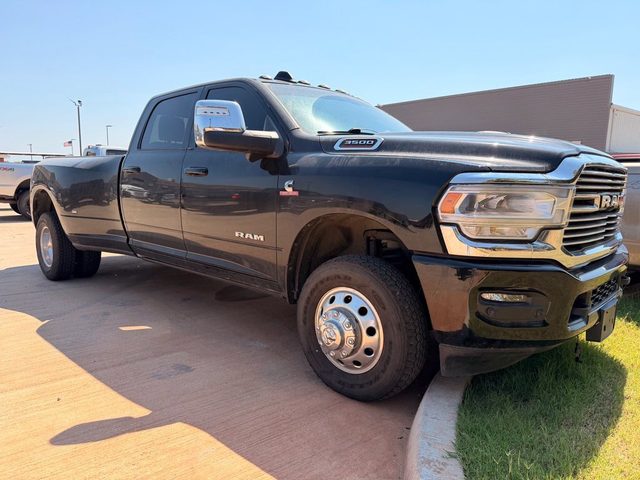 2023 Ram 3500 Laramie 4WD photo