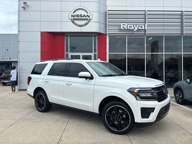 2023 Ford Expedition Limited RWD photo