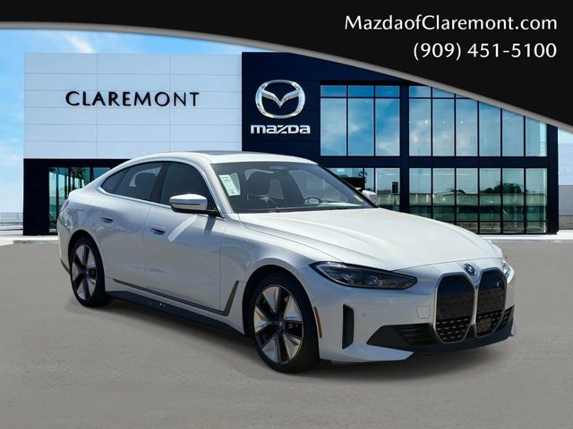 2023 BMW i4 eDrive40 RWD photo