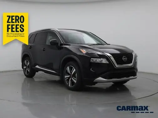 2023 Nissan Rogue Platinum FWD photo