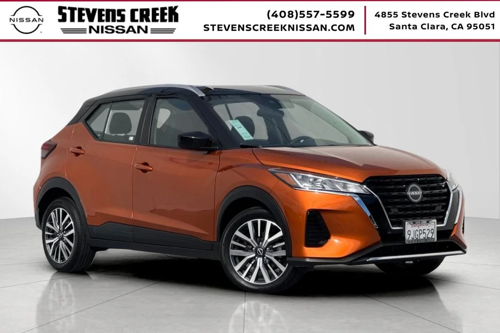 2023 Nissan Kicks SV FWD photo