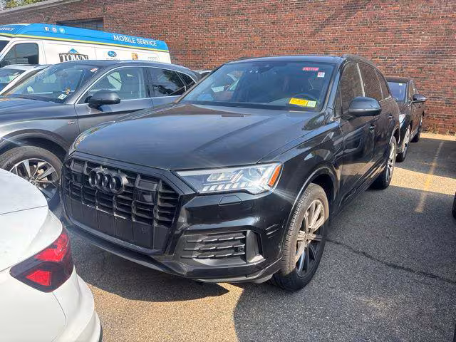 2023 Audi Q7 Premium Plus AWD photo
