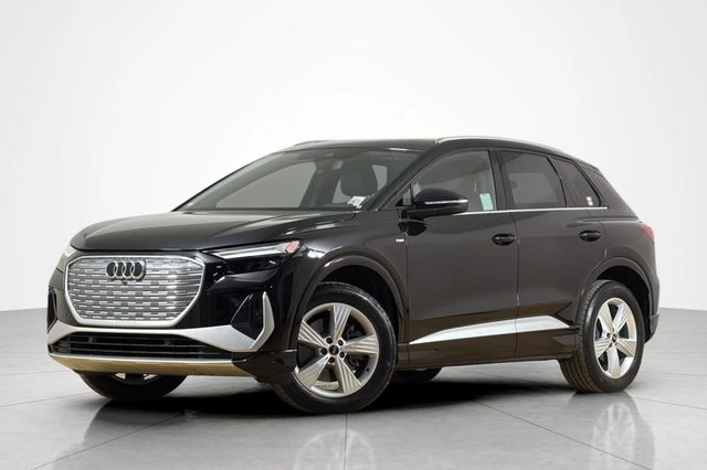 2023 Audi Q4 e-tron Premium AWD photo