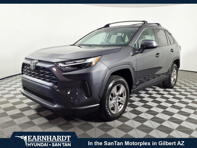 2023 Toyota RAV4 XLE AWD photo