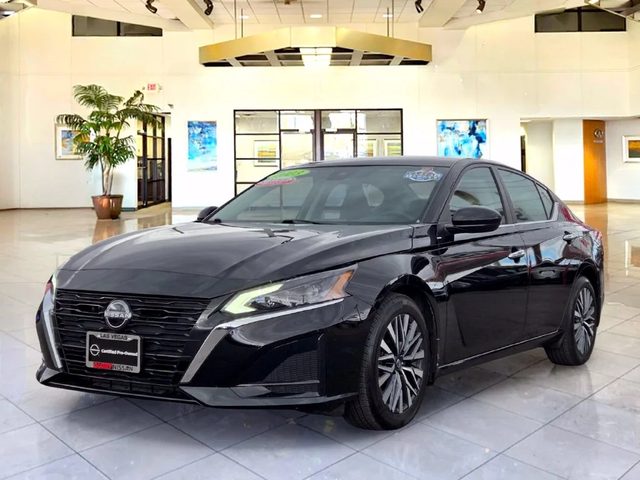2023 Nissan Altima 2.5 SV FWD photo