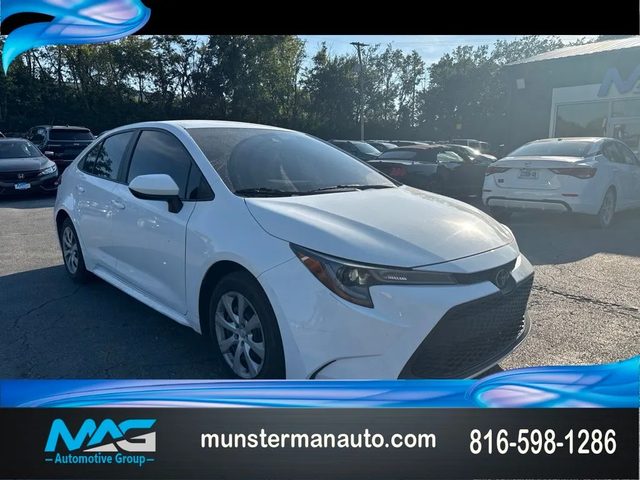 2021 Toyota Corolla LE FWD photo