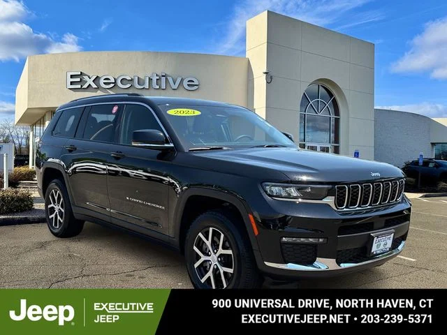 2023 Jeep Grand Cherokee L Limited 4WD photo