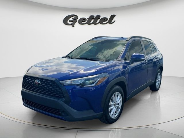 2023 Toyota Corolla Cross LE FWD photo