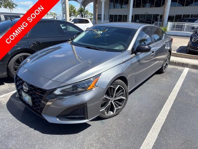 2023 Nissan Altima 2.5 SR FWD photo