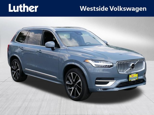 2023 Volvo XC90 Plus AWD photo