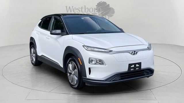 2021 Hyundai Kona SEL FWD photo