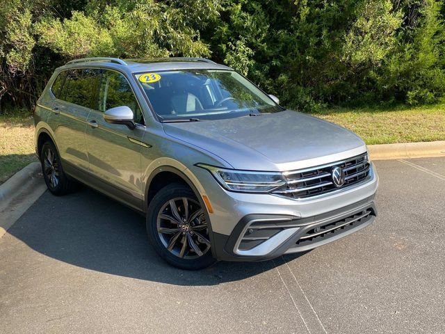 2023 Volkswagen Tiguan SE FWD photo