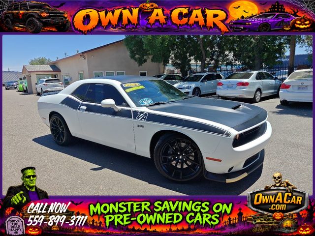 2023 Dodge Challenger R/T Scat Pack RWD photo