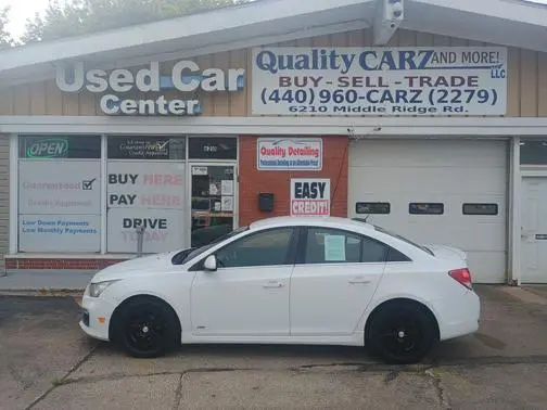 2016 Chevrolet Cruze LT FWD photo