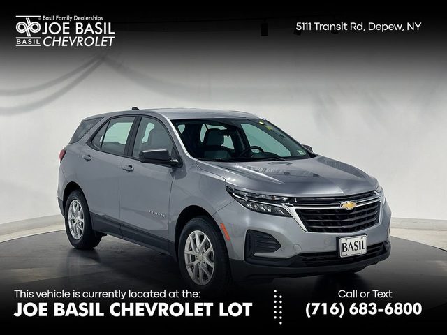 2023 Chevrolet Equinox LS AWD photo
