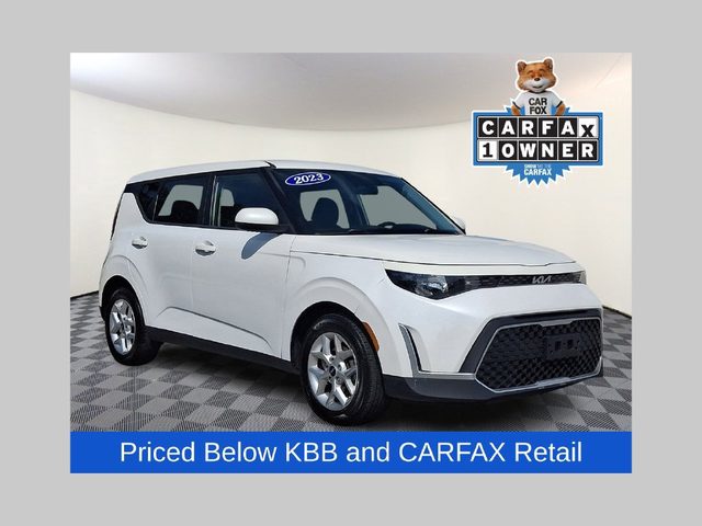 2023 Kia Soul LX FWD photo