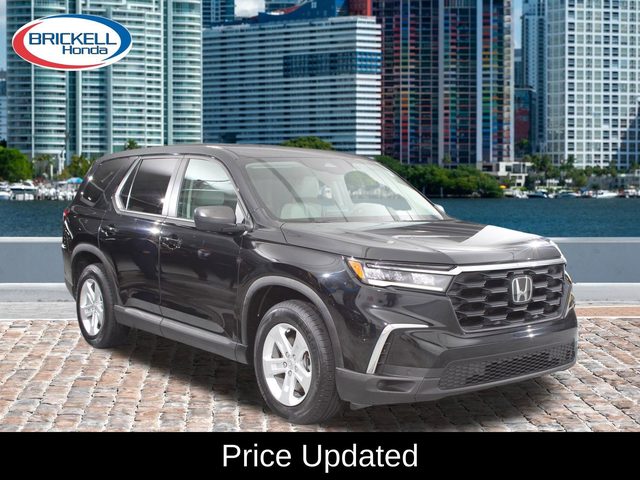 2023 Honda Pilot LX AWD photo