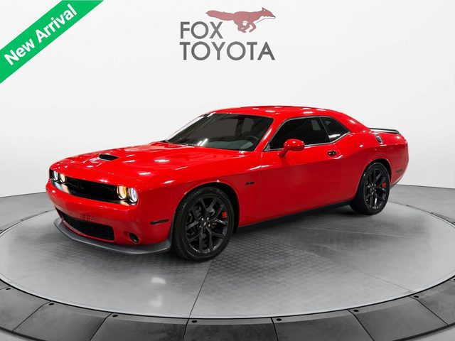 2023 Dodge Challenger R/T RWD photo