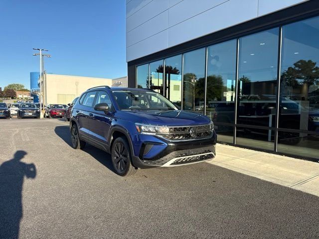 2023 Volkswagen Taos S FWD photo