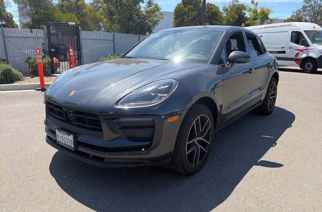 2023 Porsche Macan T AWD photo