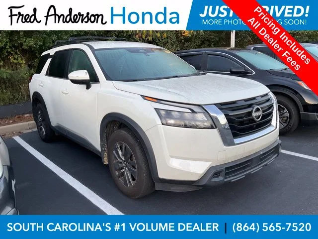 2023 Nissan Pathfinder SV 4WD photo