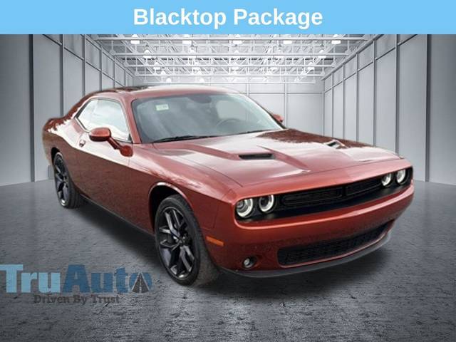 2023 Dodge Challenger SXT RWD photo