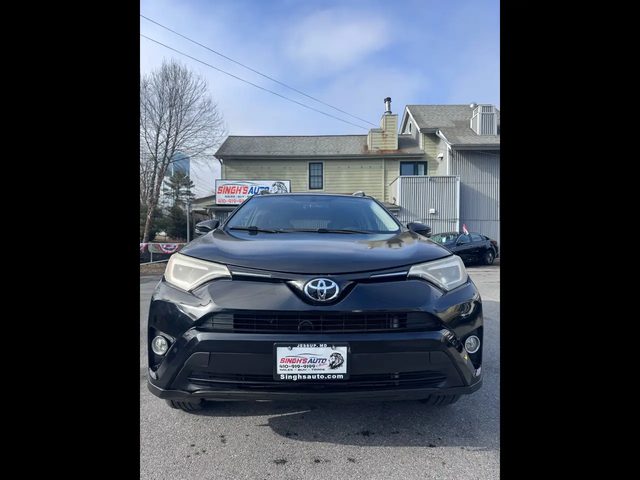 2015 Toyota RAV4 XLE AWD photo