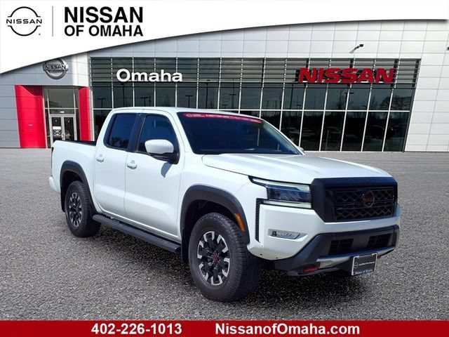 2023 Nissan Frontier PRO-4X 4WD photo