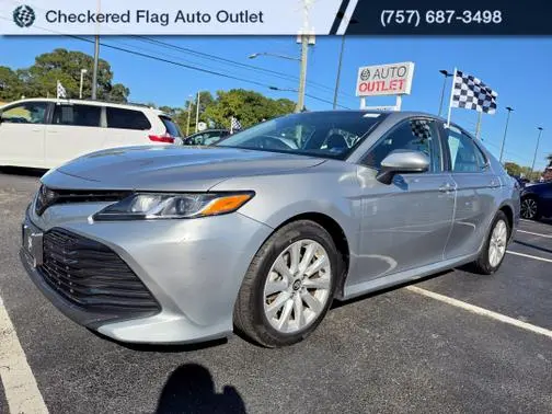 2020 Toyota Camry LE FWD photo