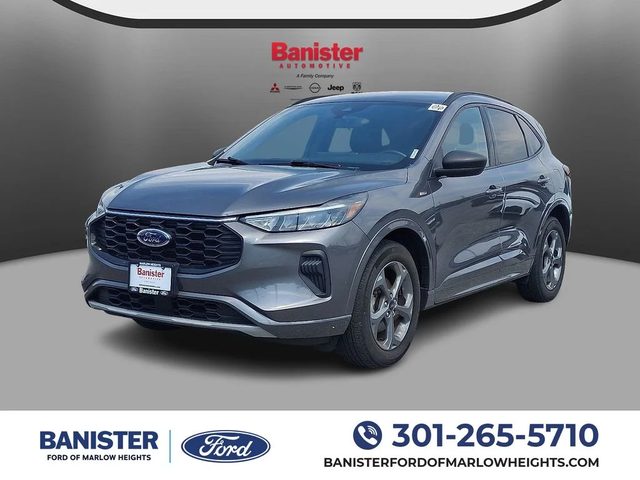 2023 Ford Escape ST-Line AWD photo