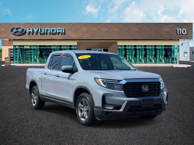 2023 Honda Ridgeline RTL-E AWD photo