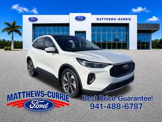 2023 Ford Escape Platinum FWD photo