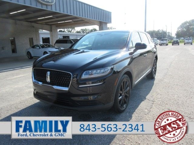 2023 Lincoln Nautilus Reserve AWD photo