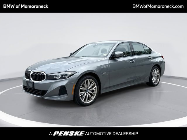 2023 BMW 3 Series 330e xDrive AWD photo