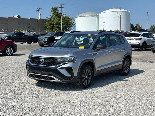 2023 Volkswagen Taos S FWD photo