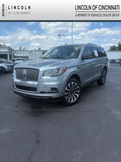 2023 Lincoln Navigator Reserve 4WD photo
