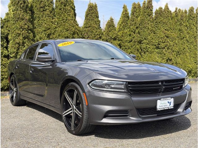 2019 Dodge Charger SXT RWD photo