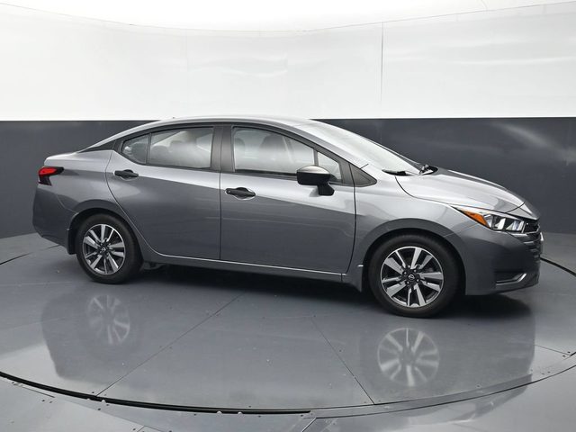 2023 Nissan Versa S FWD photo