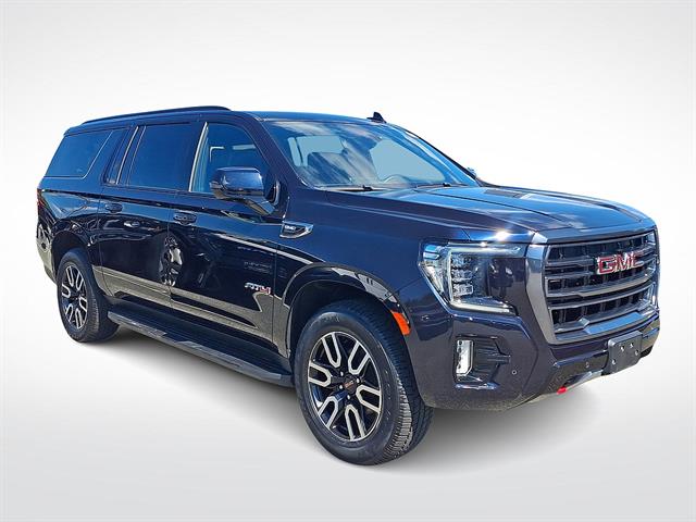 2023 GMC Yukon XL AT4 4WD photo