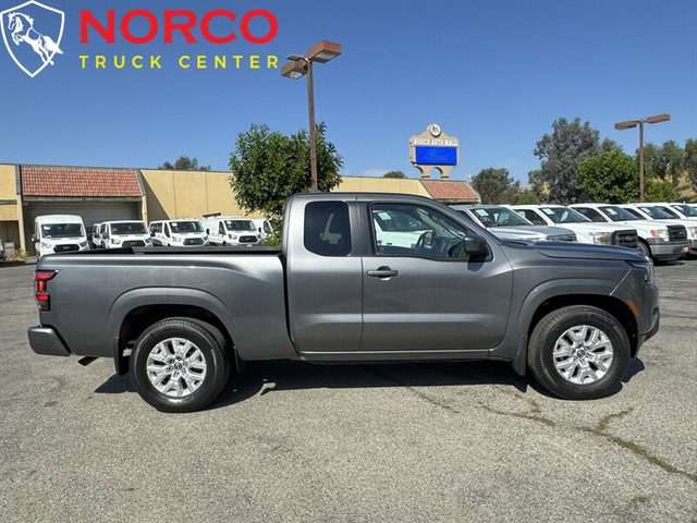 2023 Nissan Frontier SV RWD photo