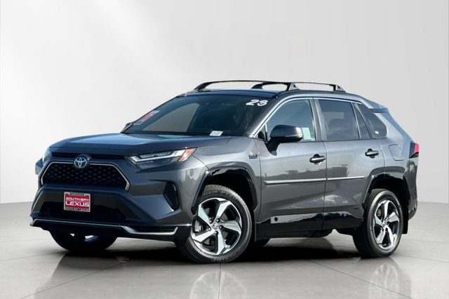 2023 Toyota RAV4 Prime SE AWD photo