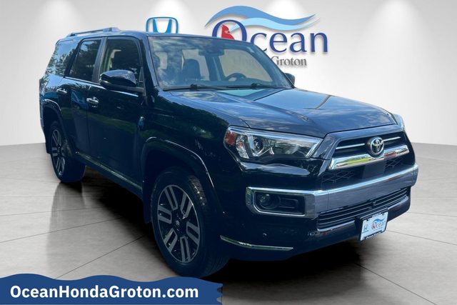 2023 Toyota 4Runner Limited 4WD photo