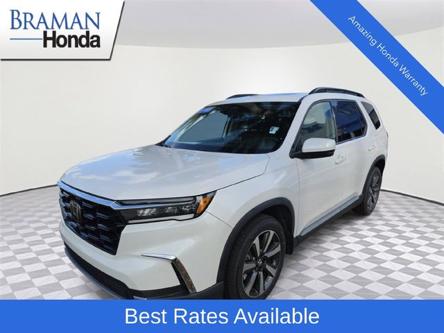2023 Honda Pilot Touring FWD photo