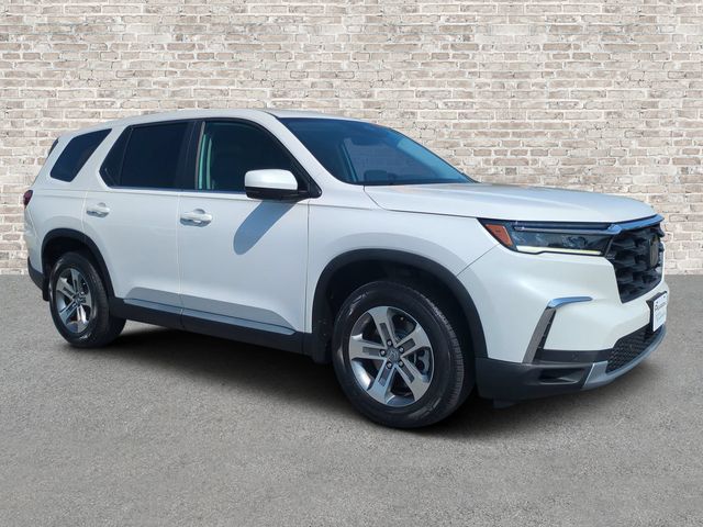 2023 Honda Pilot EX-L 8 Passenger FWD photo