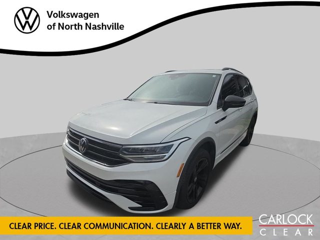 2023 Volkswagen Tiguan SE R-Line Black FWD photo