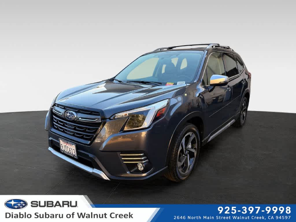 2023 Subaru Forester Touring AWD photo